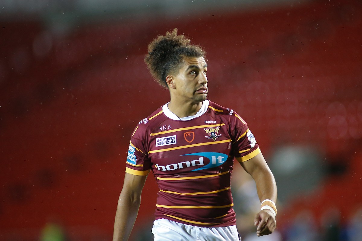 Ashton-Golding-Huddersfield-1