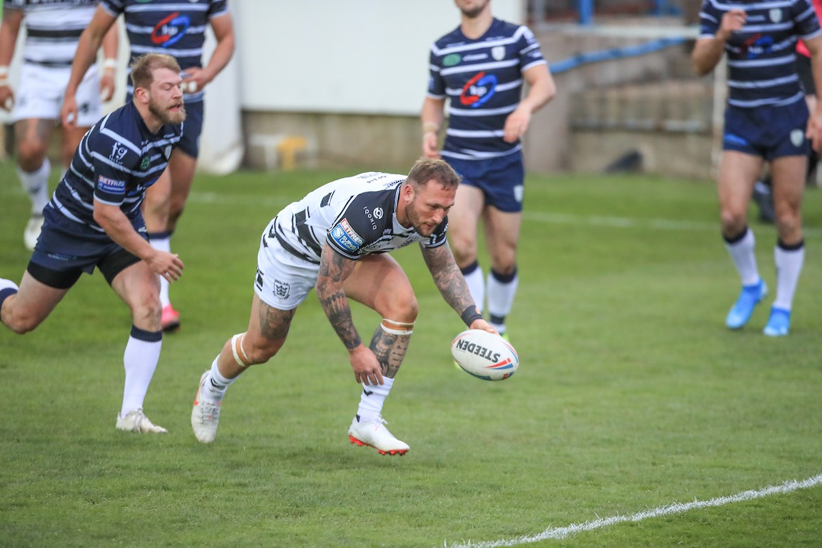Josh-Griffin-Hull-11