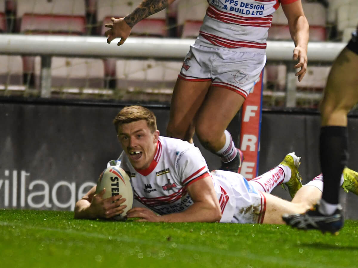 Bradford 16-20 Leigh: Chamberlain wins it late for Leigh- talking points