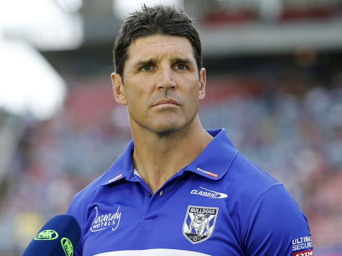 Trent Barrett quits as head coach of Canterbury Bulldogs